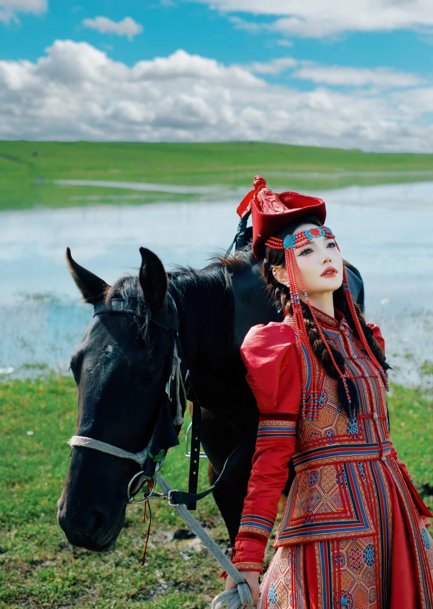 草原美哒哒 tweet media