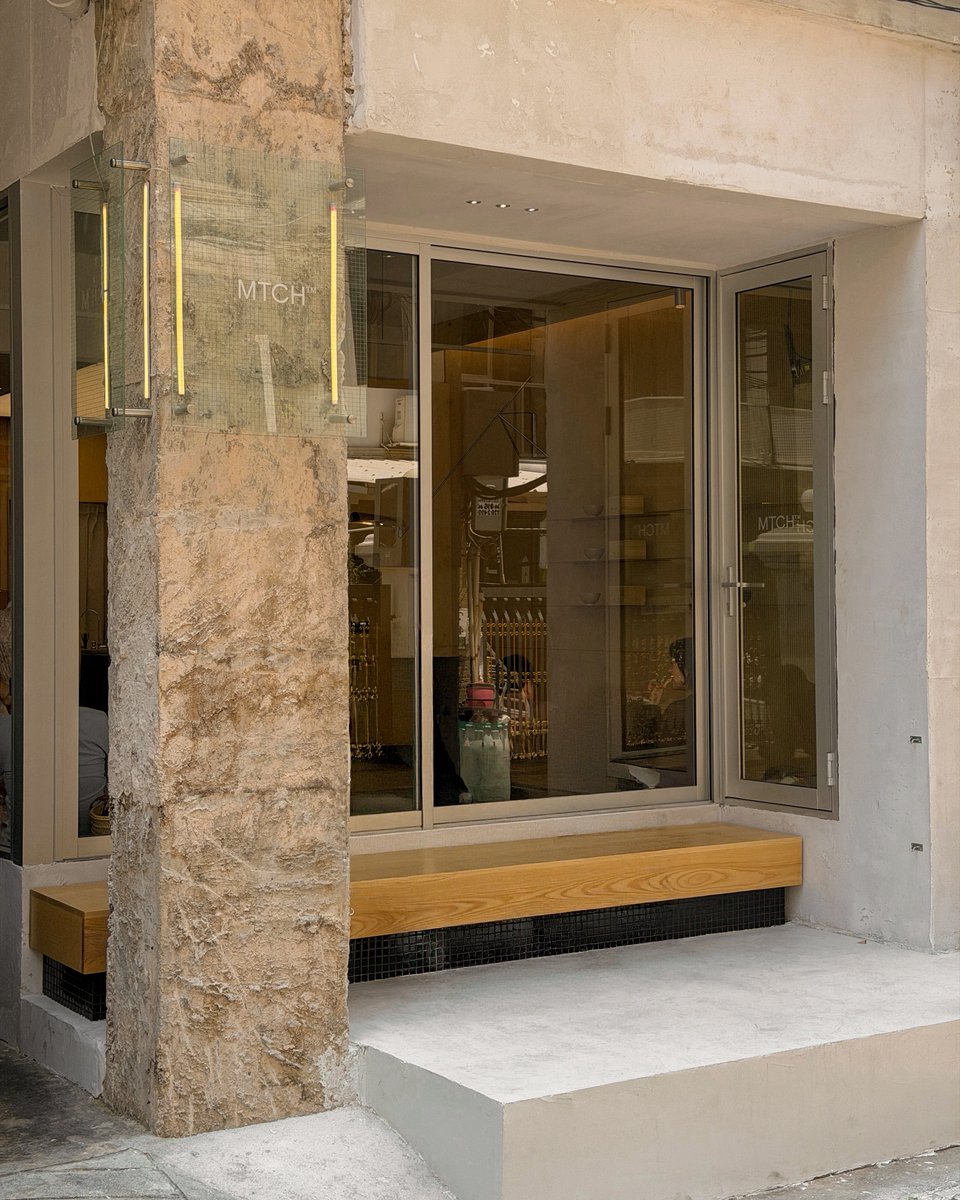 bjaunt anywhere 🐾 tweet media