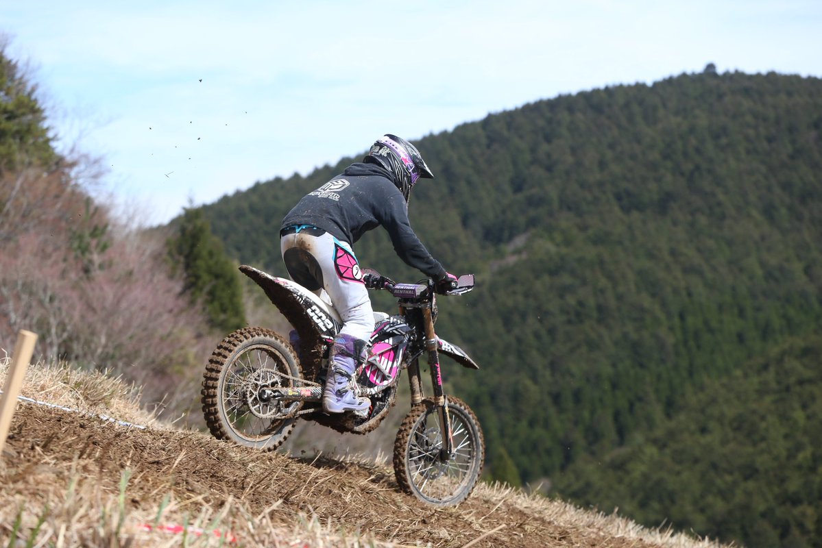 jon it. @ファッションオフローダー推奨店 tweet media