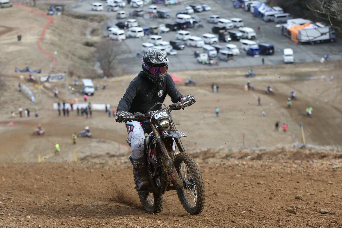 jon it. @ファッションオフローダー推奨店 tweet media