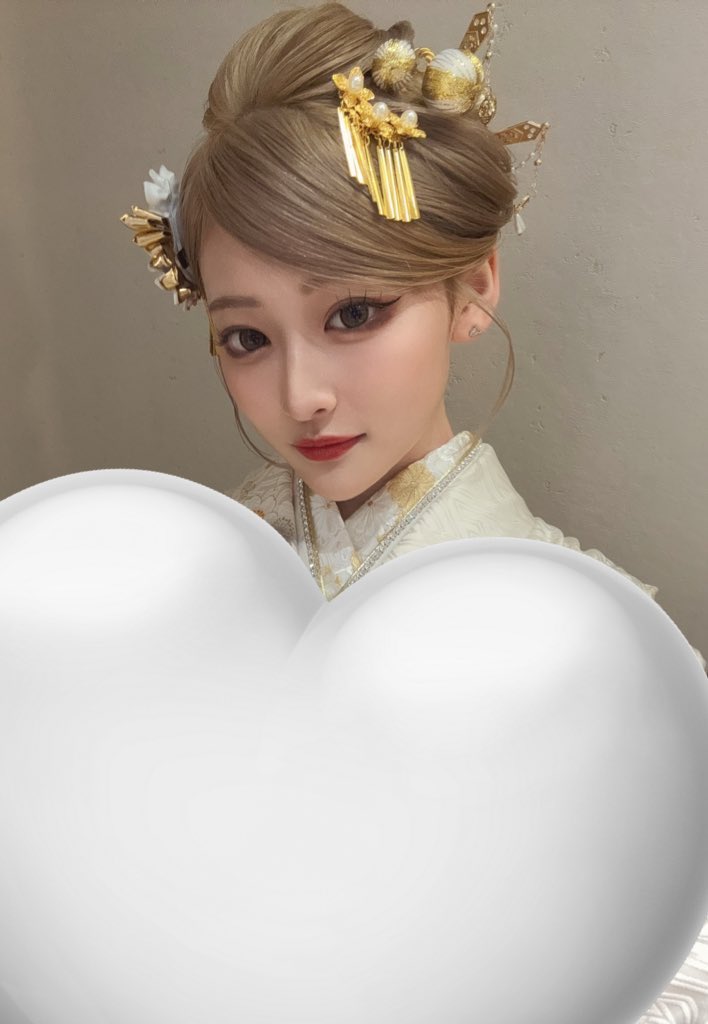 ayk__888's tweet photo. お久しぶりです❣️

予約受付はじまりました！
いまは金髪で大イメチェンしてます🎀
ぜひご予約お待ちしております✨️ https://t.co/5HXfQzS7QI