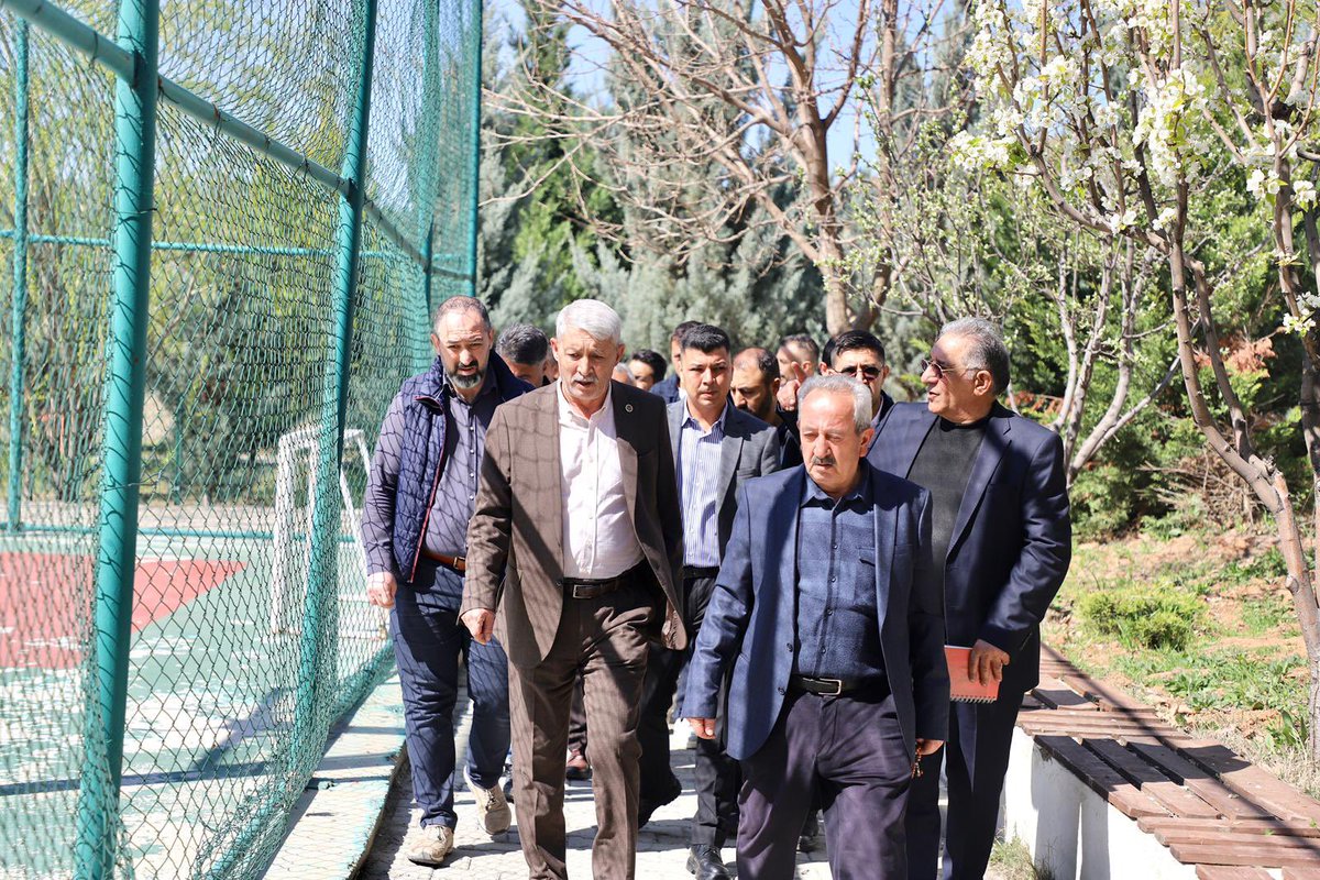 Belediye Başkan Vekilimiz Sayın Aydın Demirdirek ve beraberindeki heyet, Eryapı Sitesi’ni ziyaret ederek site sakinlerinin talep ve önerilerini dinledi.