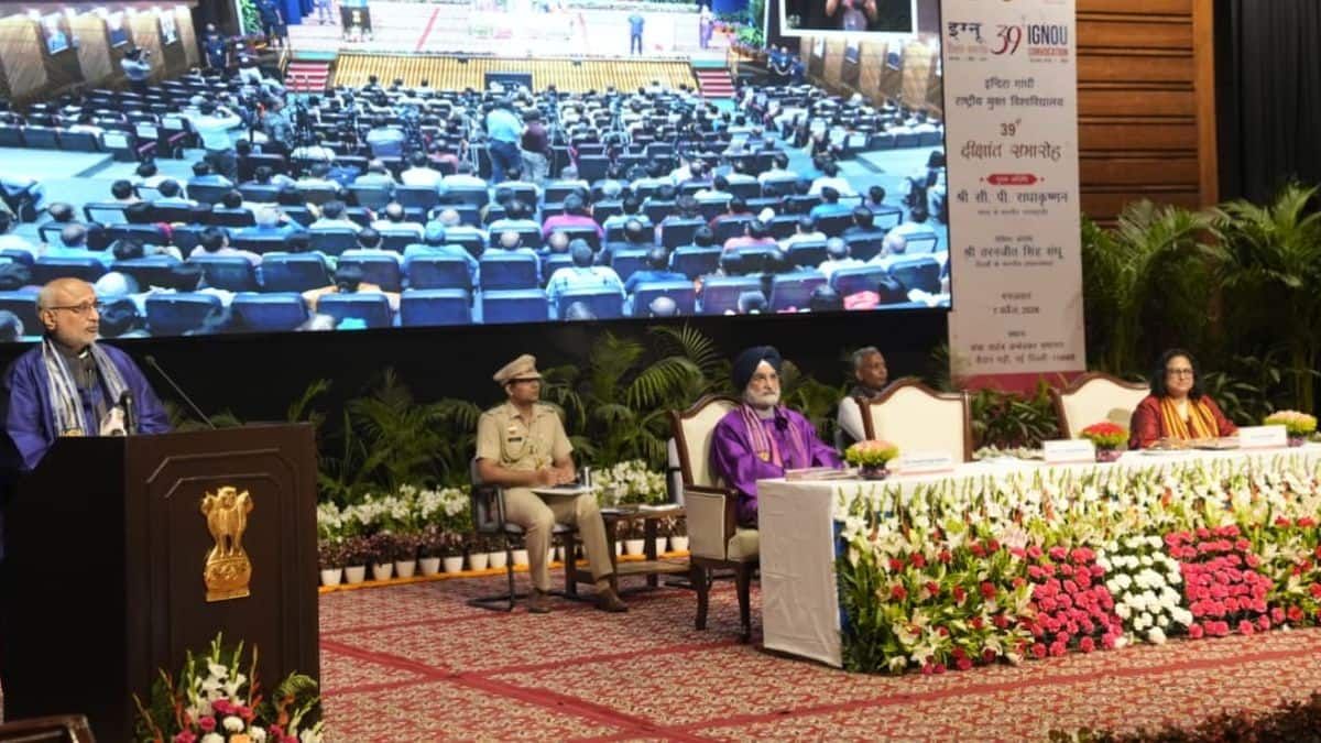 careers360's tweet image. IGNOU awards over 3.24 lakh degrees at 39th convocation; VP hails role in higher education

Report: buff.ly/nMzY85K

#IGNOU #Convocation2026 #VPRadhakrishnan