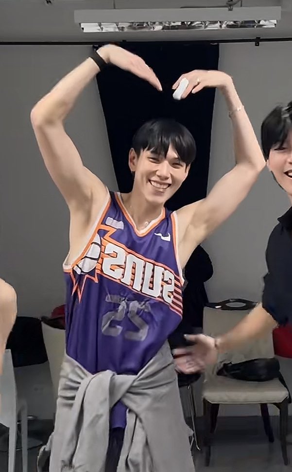 🌙 คดฟ . kdevworld tweet media