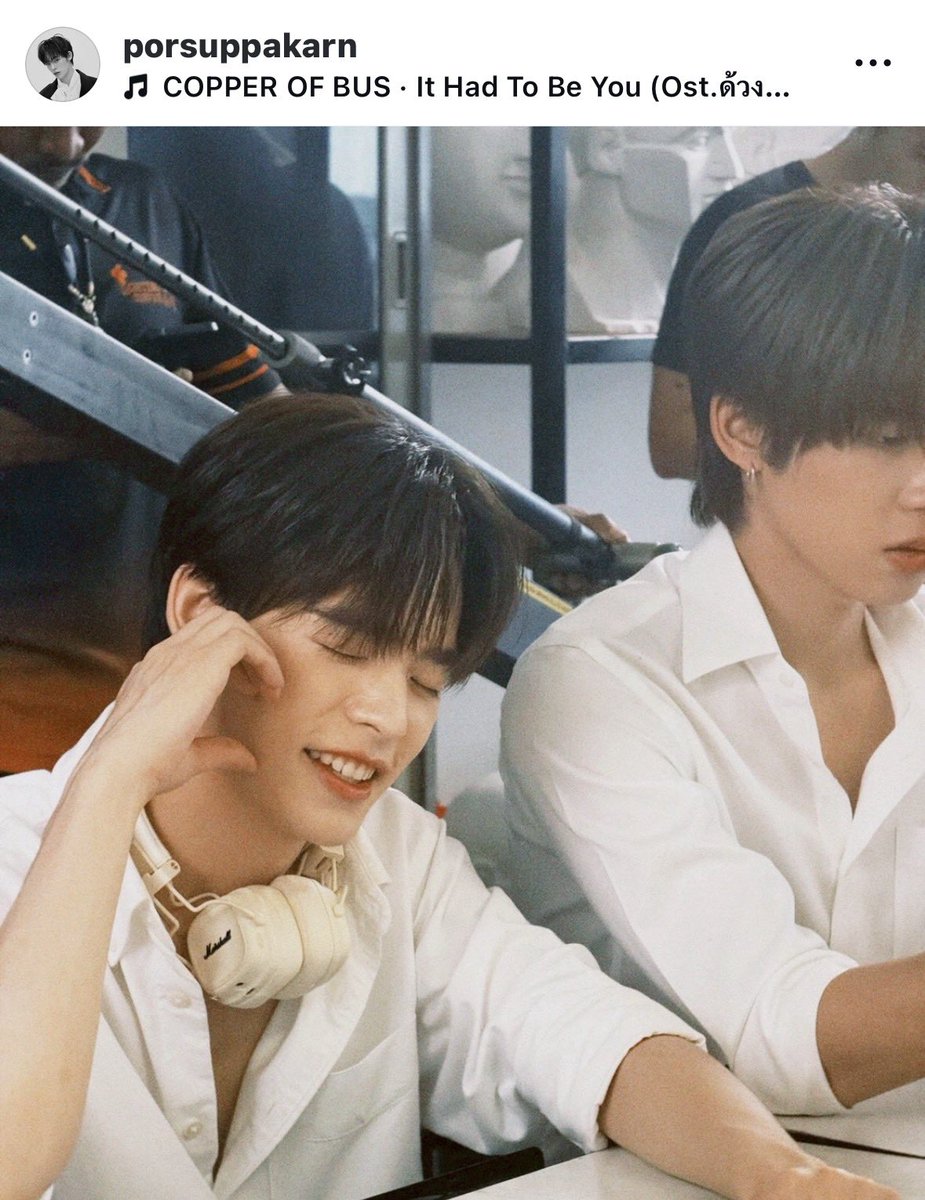 ชั้นเข้าใจละ ที่บอกว่าถ้าชอบใครก็เอารูปเค้าไว้สุดท้าย ก็คือชอบกันทั้งคู่ แล้วสรุปใครชอบก่อนนะ
