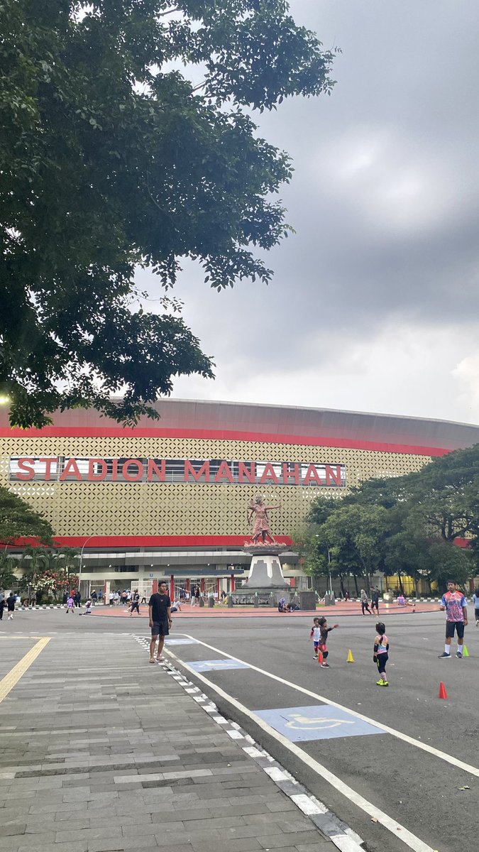 ⋆.˚🦋༘⋆ tweet media