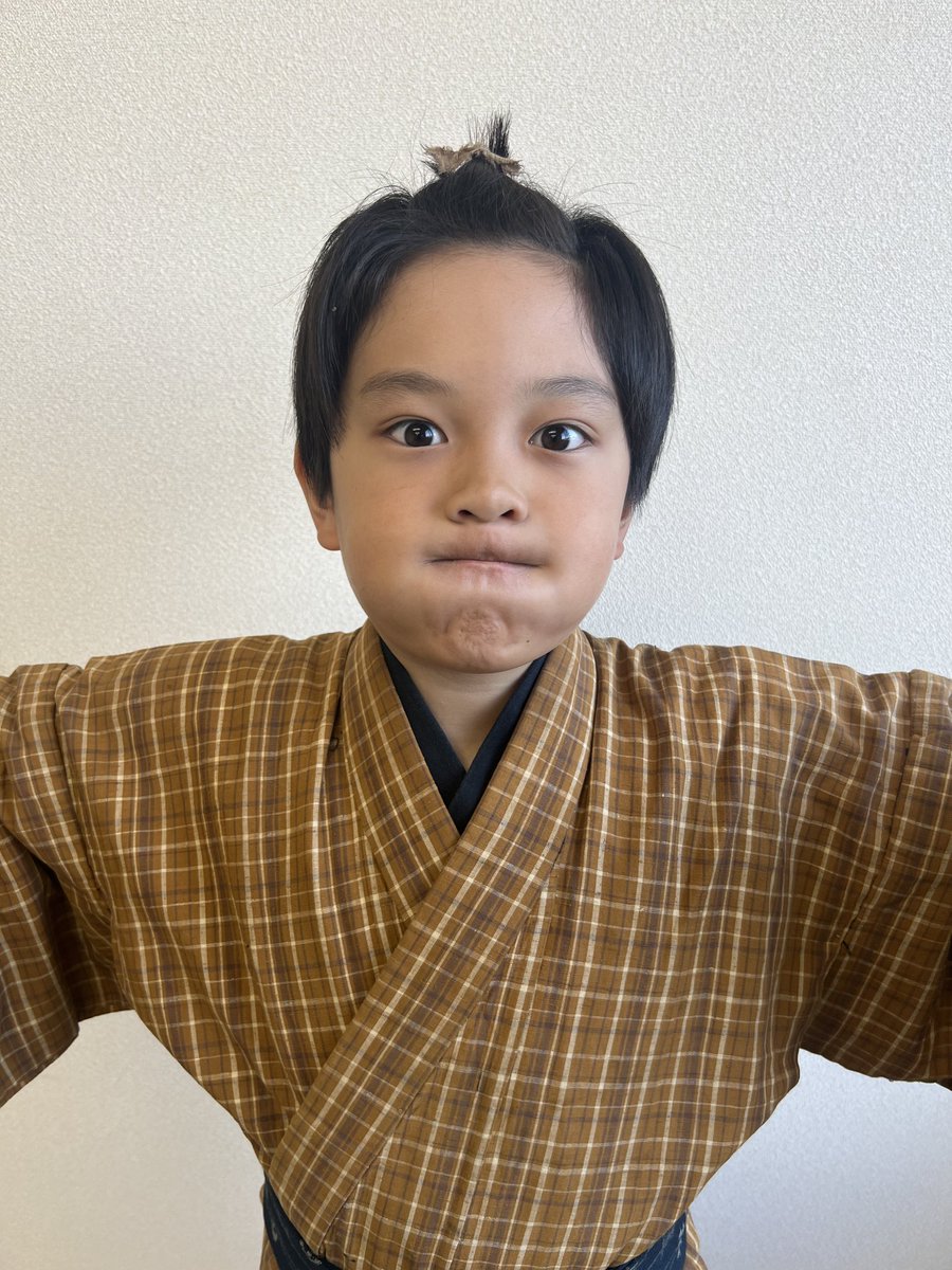 0902_rintaro's tweet photo. こんばんは︎🌟
マネージャーです👩🏻‍💻

本日も #天才てれびくんgrow を
ご覧いただきありがとうございます✨

センスワードを催促する倫太郎
面白かったですね🤣

(写真は過去に時代劇の撮影に
参加した時のものです😅)

 #天てれ  #江端倫太郎   #ピカロエンタープライズ https://t.co/ffzAu4aPHk