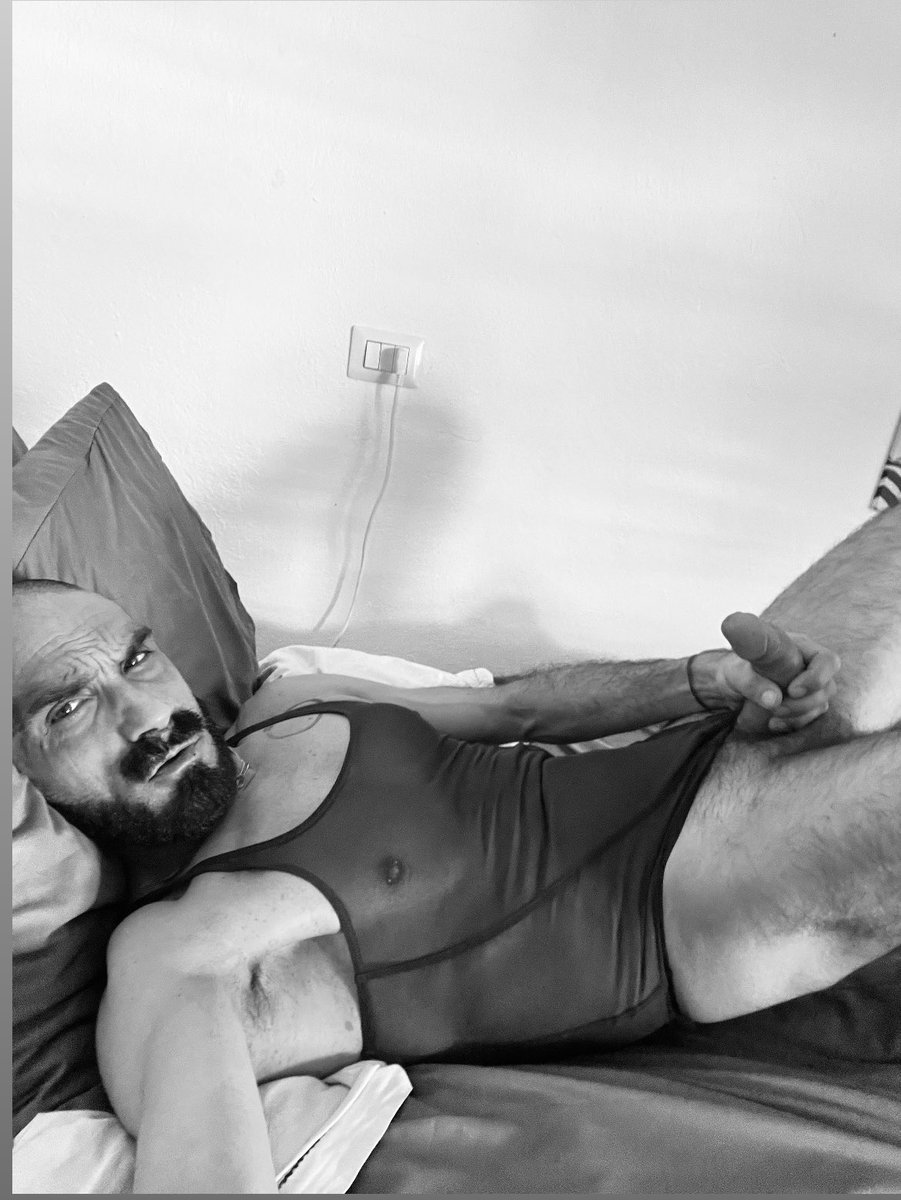 I walk unafraid 🚐🌈 tweet media