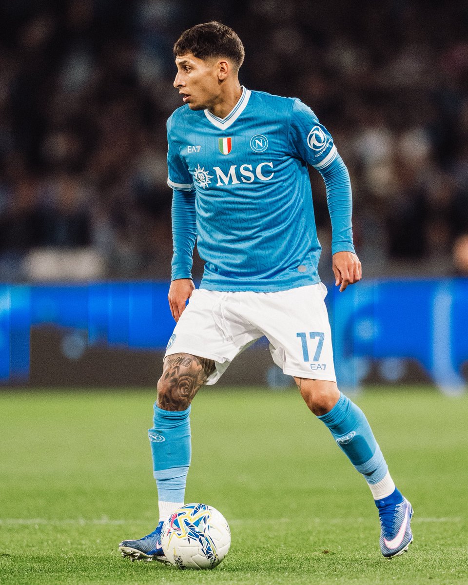 sscnapoliES's tweet photo. Marca, mete, juega, asiste.

COMPLETO EL URUGUAYO 💙 🇺🇾 https://t.co/4dHHKz9oR5