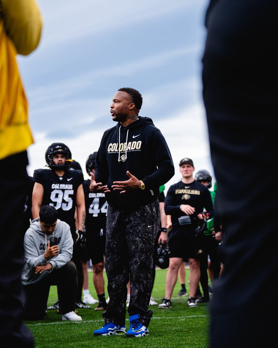 Coach Marion tweet media