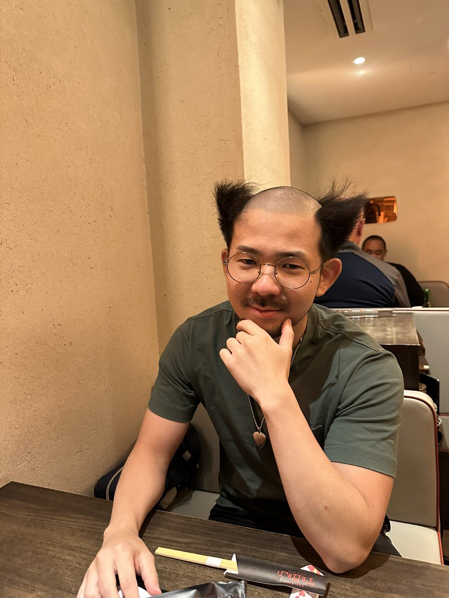 わきを tweet media