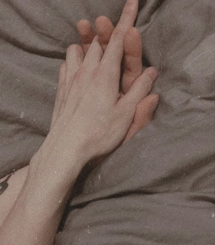Muttboyy666's tweet photo. *just new pinned*

         19 [ Minors DNI ]
                   He/Him
                  b/w mixed 
             Soft+Hard(?) kink 
                     Taken
                    Switch
aam + 🗺 + ddlg + age play DNI 
             ♡ + ⟲  for moots https://t.co/TrpuSpCyIx