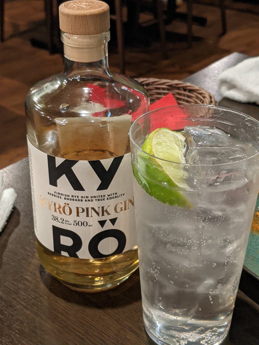 クラッチ tweet media