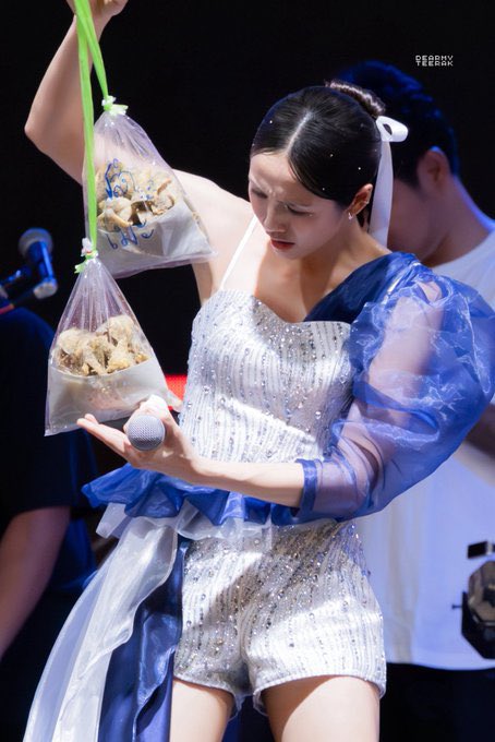 MiRRor 《คุณแฟนบ้านนอกออน 3 เมษา》 tweet media