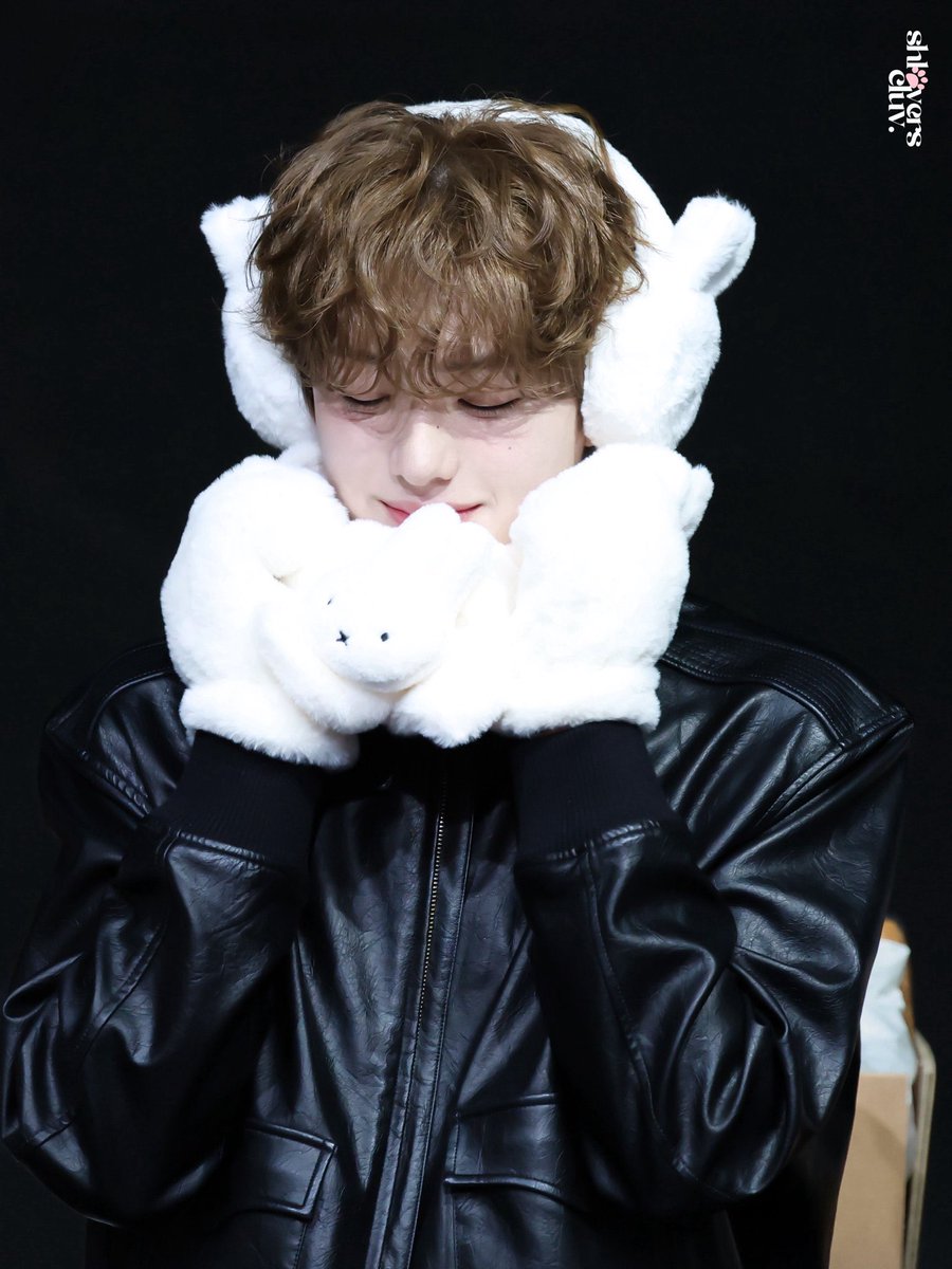 𝙨𝙪𝙣𝙙𝙖𝙚 ໒꒱ ⊹ tweet media