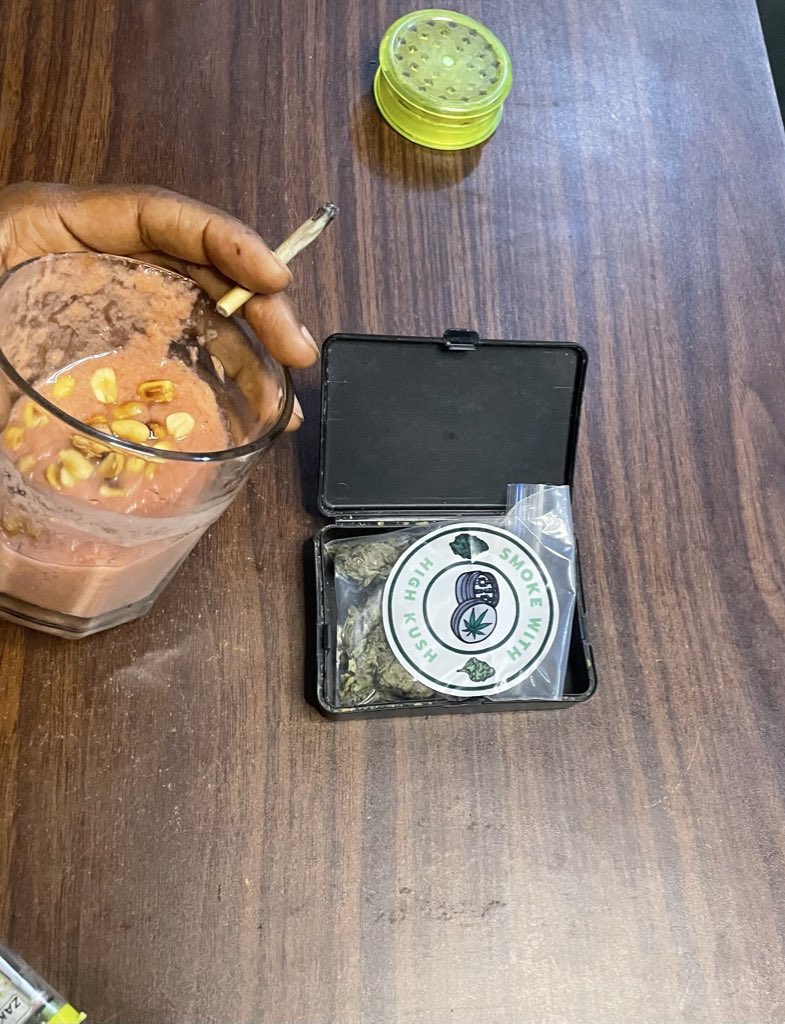 a meek thug tweet media