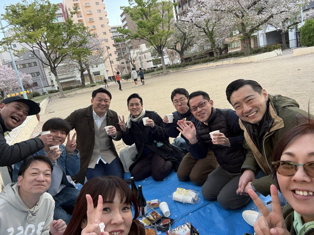 露の紫 tweet media