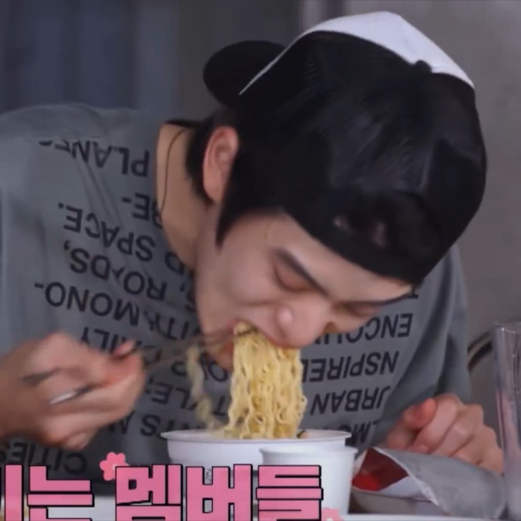 발렌 𝓙 ♡ tweet media