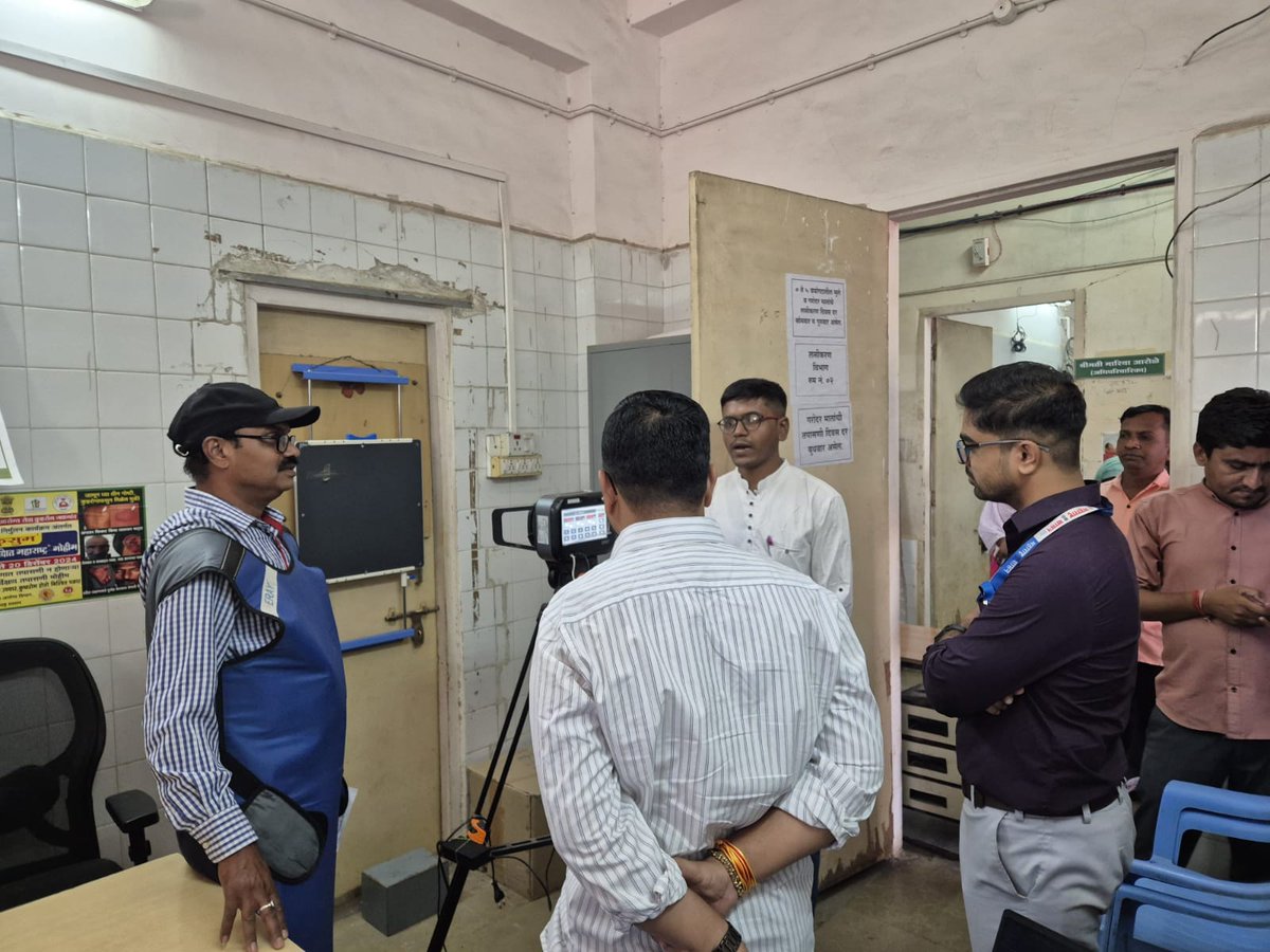 stomhtb's tweet photo. #WorldHealthDay #EndTB #TBMuktBharat #TBHaregaDeshJeetega 
#CMOMaharashtra #HealthMinister #nikshaymitra 

On the occasion of World Health Day and the TB-Free 100-day campaign, a program was organized at Chhatrapati Shahu Maharaj Hospital, Jalgaon Municipal Corporation. https://t.co/DV2f6uGvgn