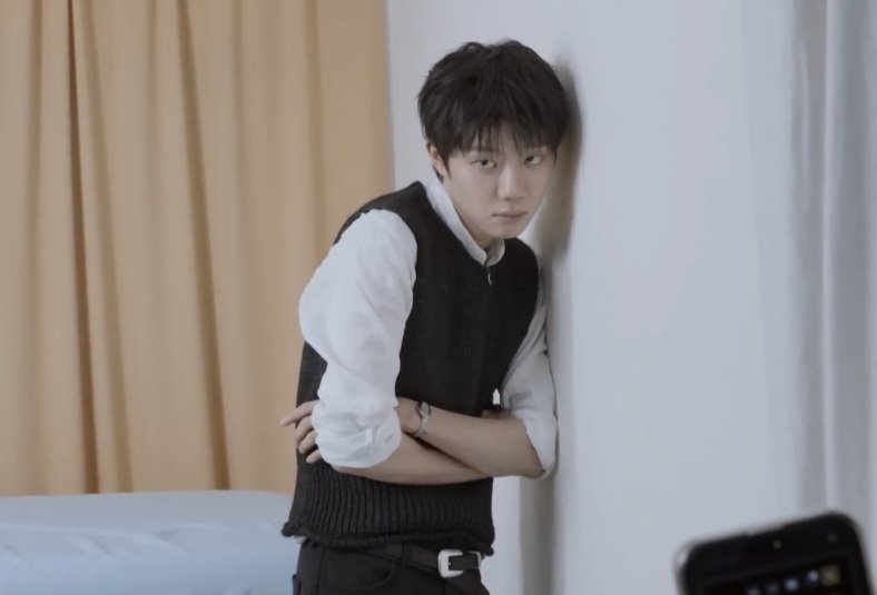 빛노트 tweet media