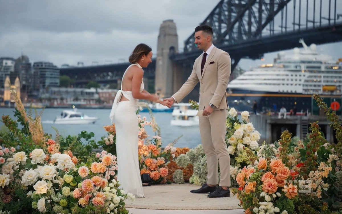 Deanna Grey tweet media