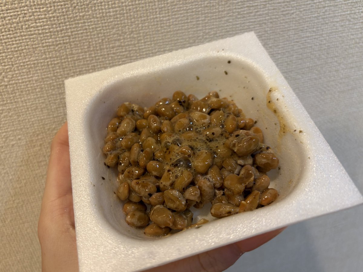 おもち tweet media