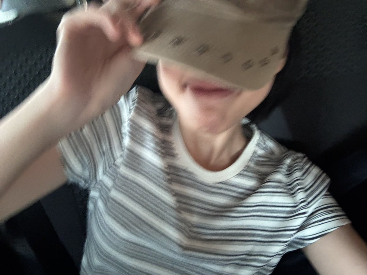 gabriela abigail tweet media