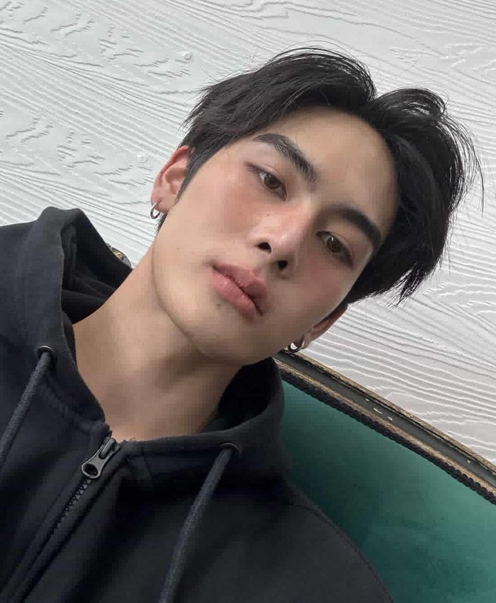 SANTA TREND SUPPORT tweet media