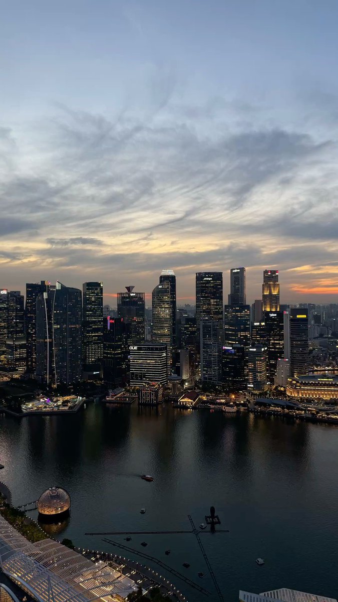 𝐏𝐑𝐔𝐃𝐄𝐍𝐂𝐄 𝐂𝐋𝐀𝐈𝐑𝐄 tweet media