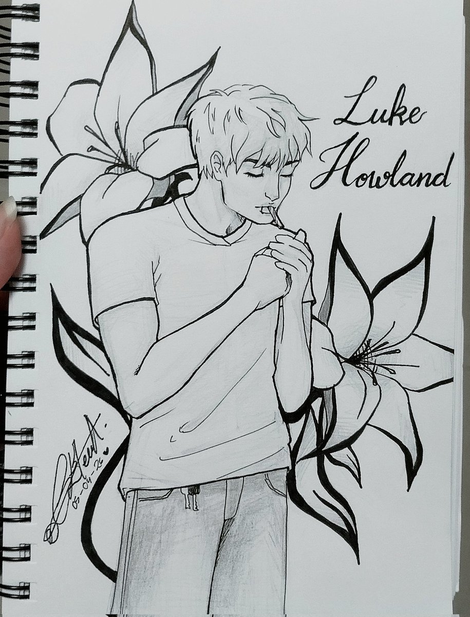 len1364's tweet photo. A few days ago I started reading Boulevard since I never finished it and now that the film is coming soon I wanted to draw Luke. I really like how I drew the face so now I'm also finishing  it in digital. I'll post the final result in a few days!! =)

#art #lukehowland #fanart https://t.co/Ow2cBbkVdT