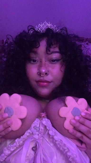 Bella 💦💕Traveler tweet media