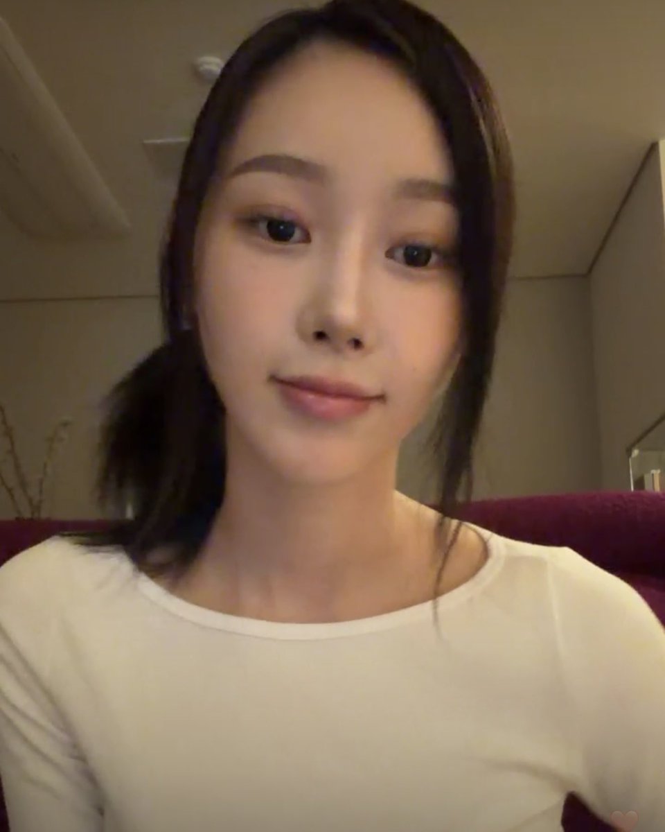 ʚ Su ɞ tweet media