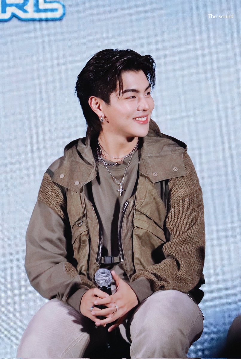 ดซ 🎀 tweet media