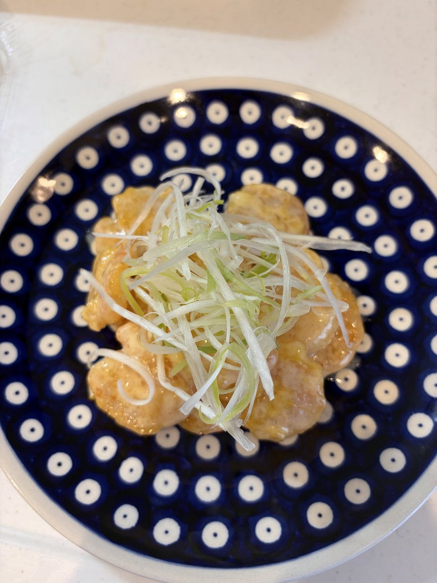 かがみ tweet media