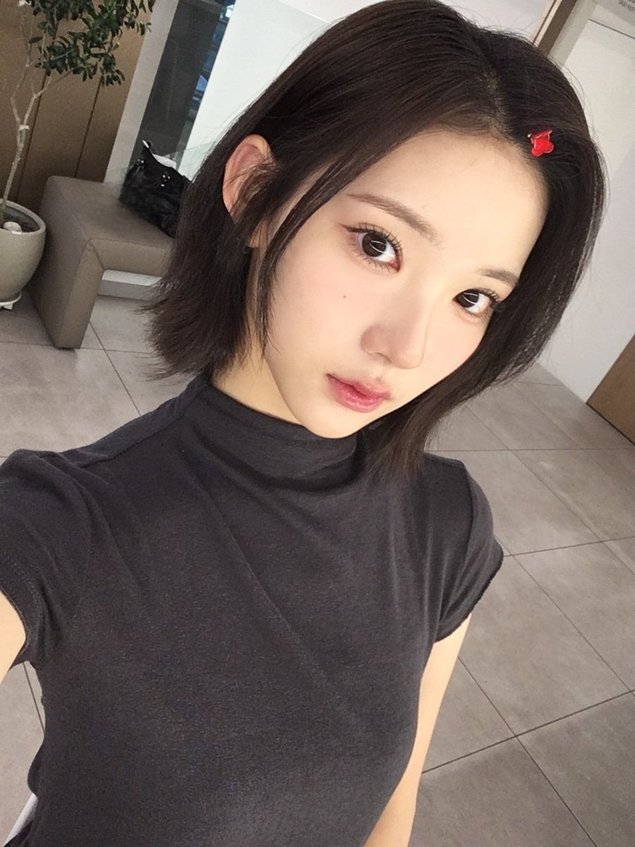 jiwoo pics tweet media