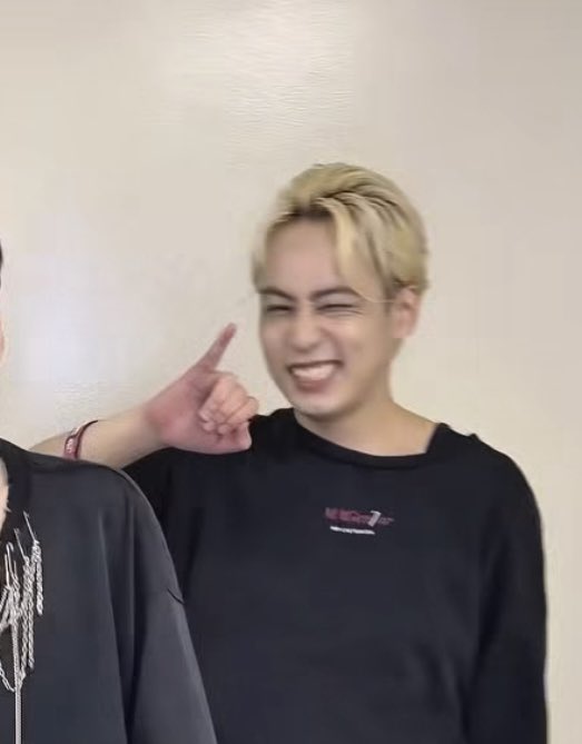 ななめ原 tweet media