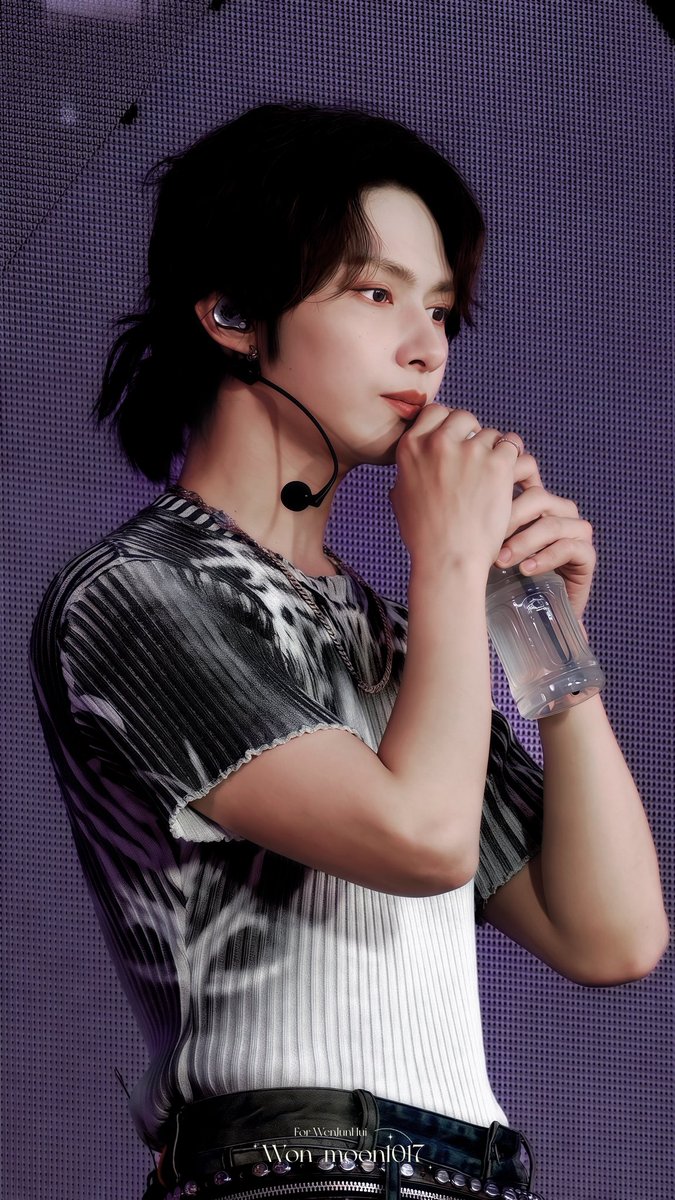 won_moon1017's tweet photo. 260405 𝘕𝘌𝘞_ ENCORE 

I don't need to trick my cat into drinking water☺️☺️☺️

#文俊輝 #文俊辉 #준 #JUN #ジュン
#세븐틴 #SEVENTEEN https://t.co/1oXh8jlV1l