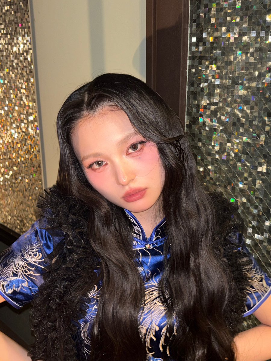 鎮西寿々歌 桐原美月　ペアチェキ HOT!SCOOP!🕵🏻‍♀️🖤 #きゃんちゅー
