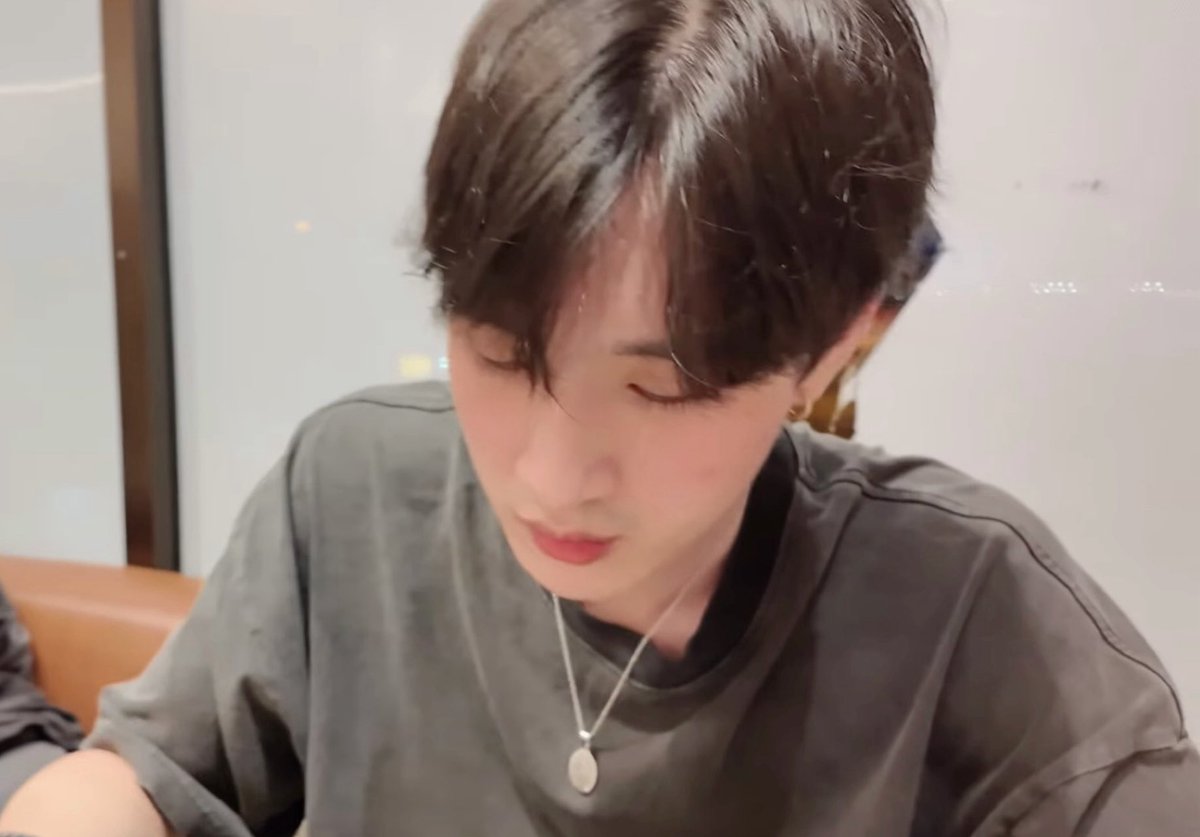 เก้ด ｡𖦹°‧ tweet media