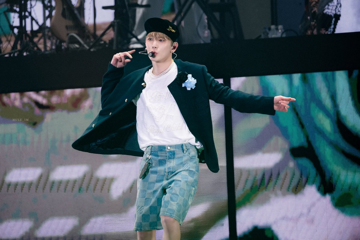 hulu_im's tweet image. 250525 SHINee WORLD VII [E.S.S.A.Y]

#KEY #기범 #김기범 #キー
#SHINee #샤이니