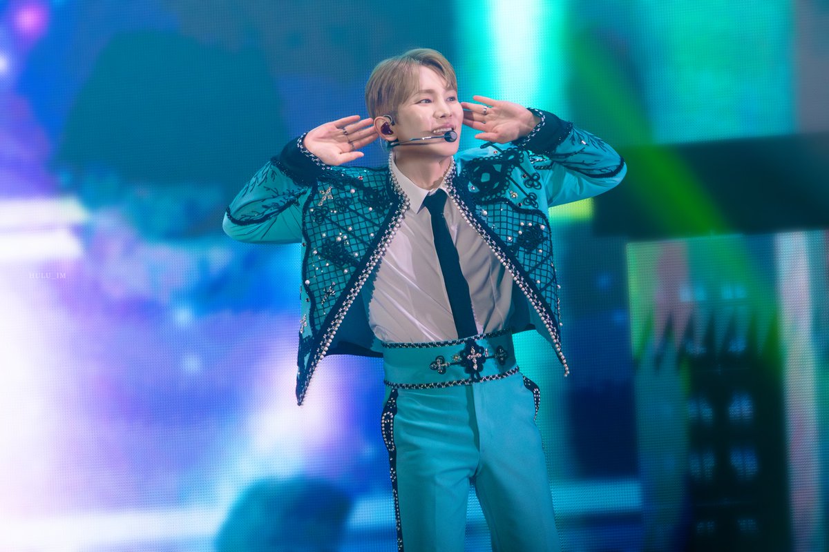 hulu_im's tweet image. 250525 SHINee WORLD VII [E.S.S.A.Y]

#KEY #기범 #김기범 #キー
#SHINee #샤이니