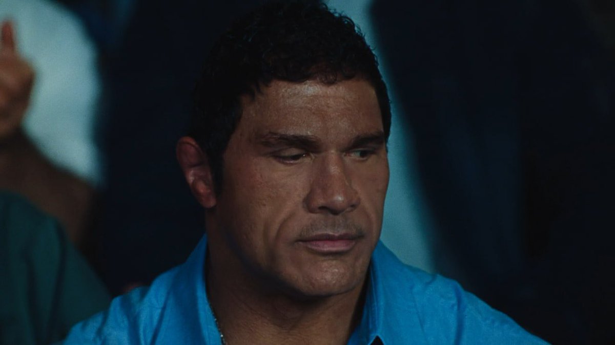 a random pynchon character tweet media