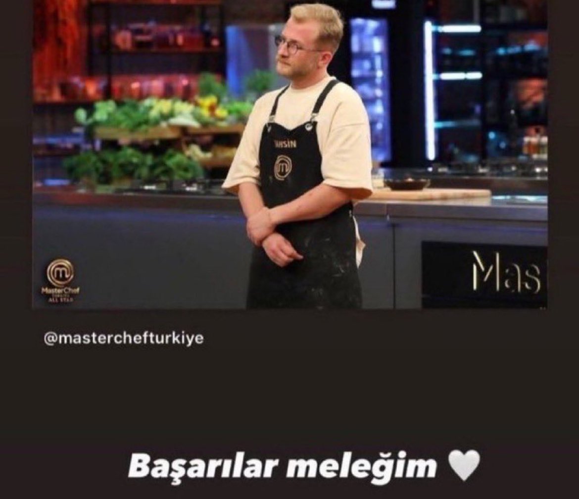 Kimsenin beğenmediği twitimize kendi kendimize fav atarken bizdir: