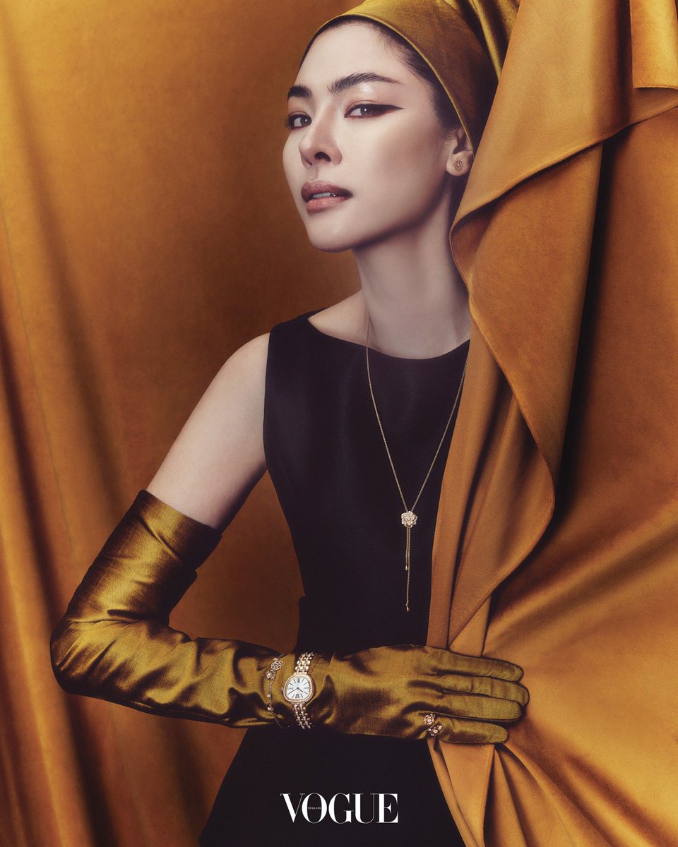 Vogue Thailand tweet media