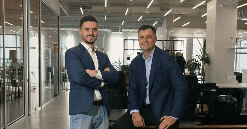 Pay2Z's tweet photo. Bulgarian startup #nFuse, founded by ex @CocaCola distributors, raise $2m for AI platform that simplifies #B2B re-ordering for hotels, restaurants and cafes - without dedicated #ecommerce storefront, instead using existing voice / SMS / @WhatsApp channels. https://t.co/XQaNxM6rEz https://t.co/xowoYcEUYU