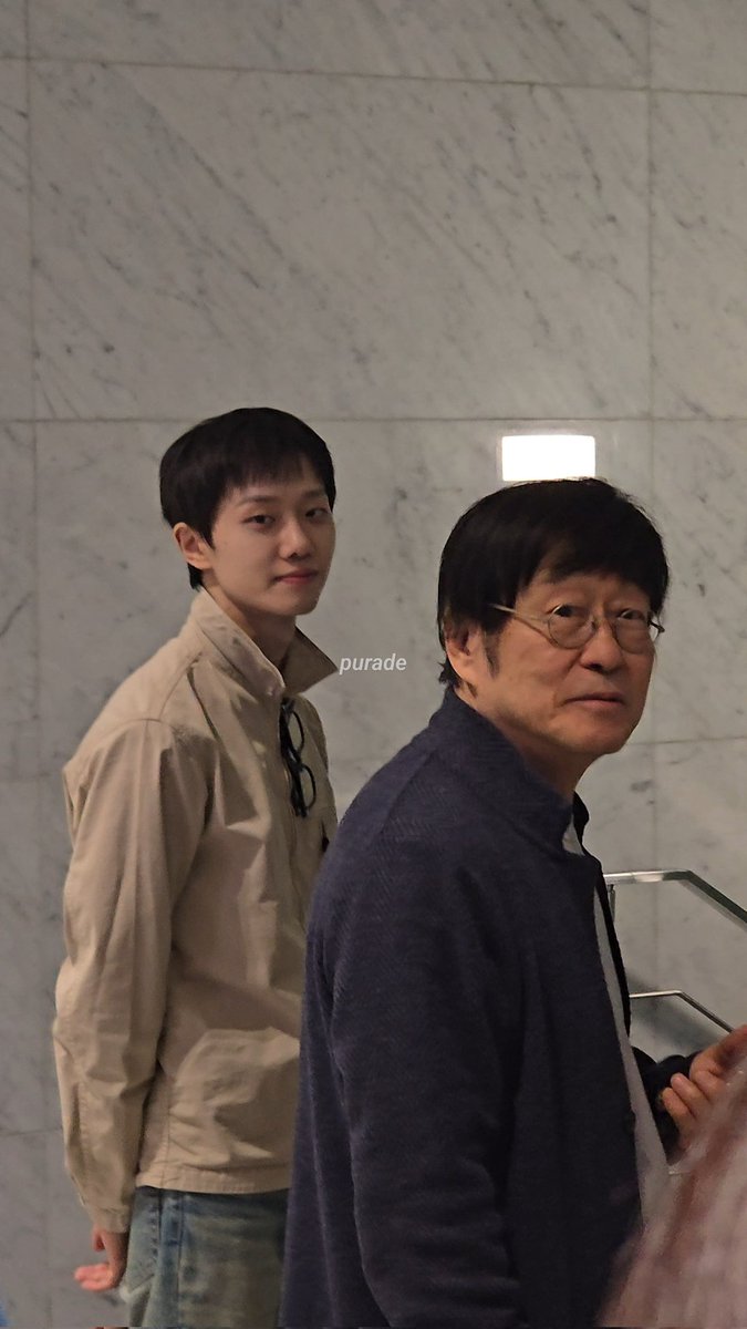 퍼레이드 tweet media