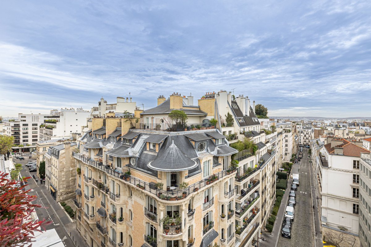 Parisien12 tweet media