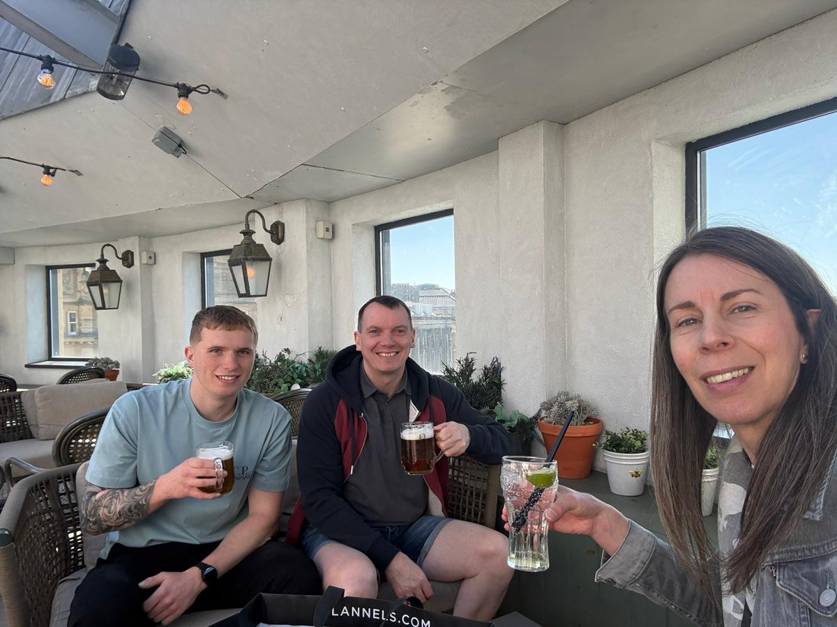 dadladgaming's tweet image. Time off with my youngest lad and the wife.

Newcastle Botanist 🍺

#gamesroom #mancave #retrogaming #gamescollection #videogames #youtuber