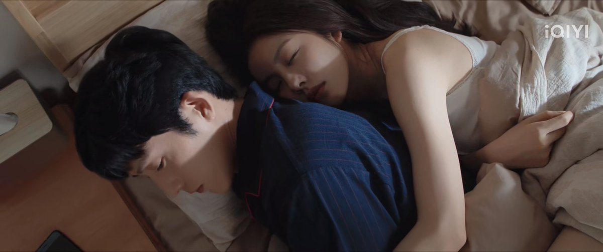 aditacuja's tweet image. O pobi kkkkkkkkk 

Pior que ele gostou 

#SunsetsSecretsRegrets