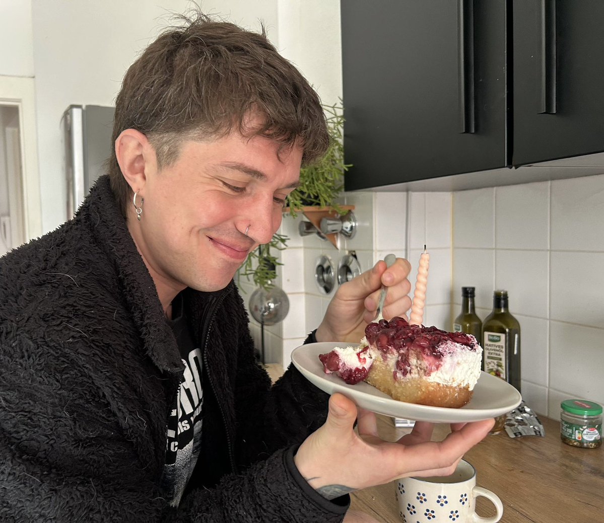 сологуб tweet media